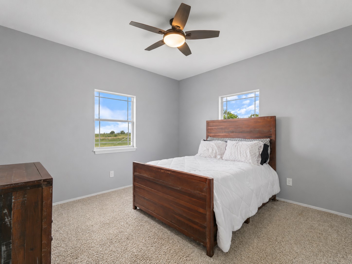 11301 South FM 441 Road El Campo, TX 77437 - Photo 16 of 32 Third bedroom.