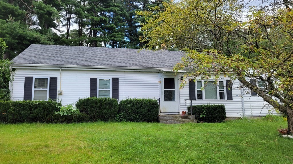 103 Flint Street Springfield, MA 01129 - Photo 1 of 3