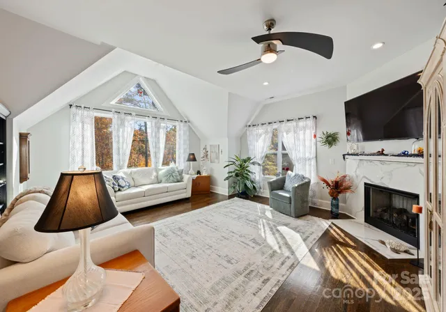 $3,495,000 | 16312 Cozy Cove Road, Charlotte, NC 28278