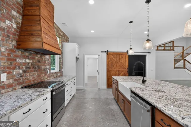 $750,000 | 2231 Highway 113, Carrollton, GA 30117