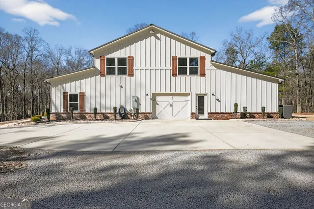 $750,000 | 2231 Highway 113, Carrollton, GA 30117