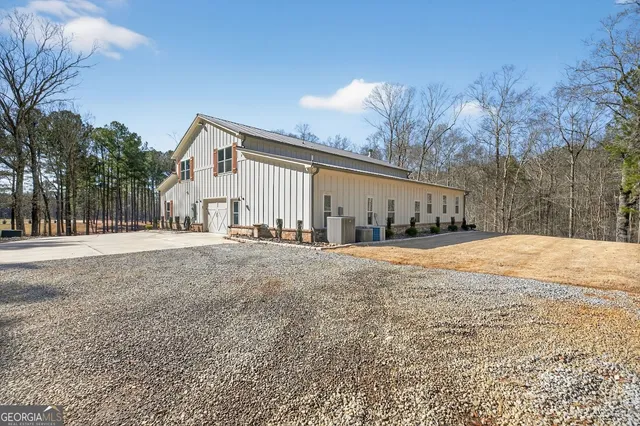 $750,000 | 2231 Highway 113, Carrollton, GA 30117