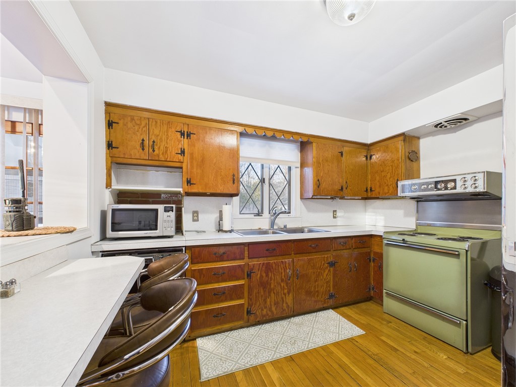 299 West Allenton Road North Kingstown, RI 02852 - Photo 11 of 18