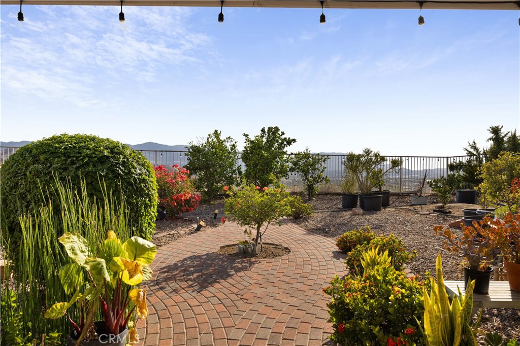16275 Crescent Moon Court Riverside, CA 92503 - Photo 36 of 75