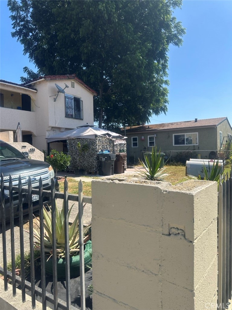 351 West Magnolia Street Compton, CA 90220 - Photo 11 of 28