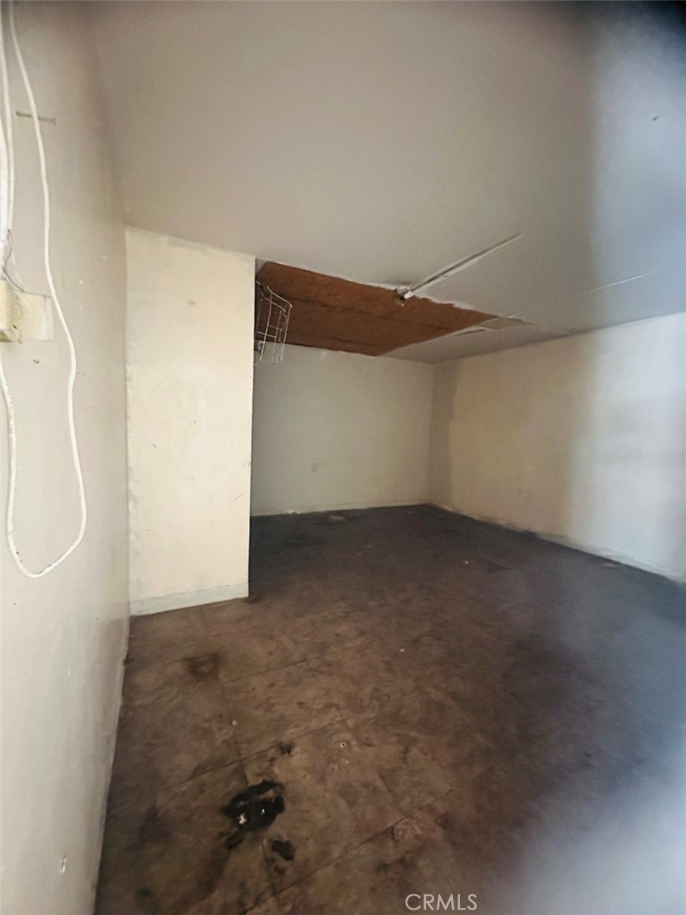 351 West Magnolia Street Compton, CA 90220 - Photo 25 of 28