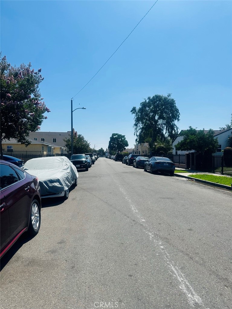 351 West Magnolia Street Compton, CA 90220 - Photo 10 of 28