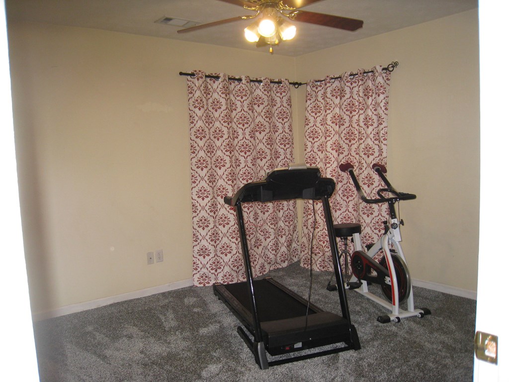 3007 Alamo Court Columbus, GA 31907 - Photo 19 of 24 a room with a table and chairs