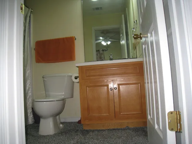 a view of workspace with fan