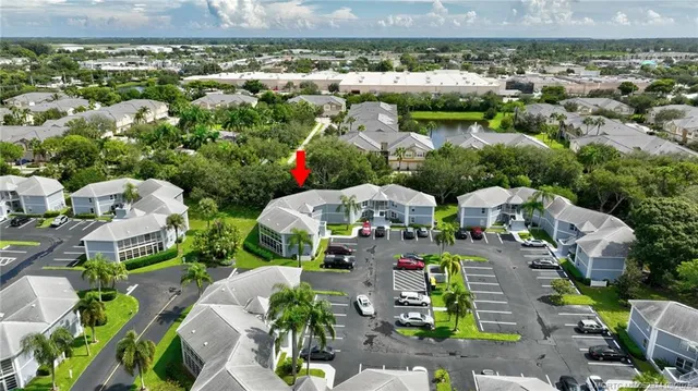 a picture of a city view