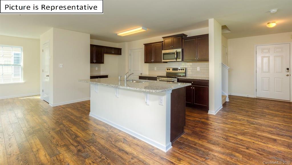 7503 Finnigan Road Charlotte, NC 28215 - Photo 7 of 28 Gallery Image 7