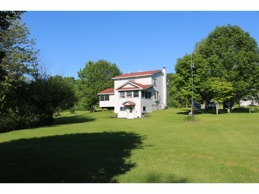 128 West St Road Fairfax, VT 05455 - Photo 3 of 31