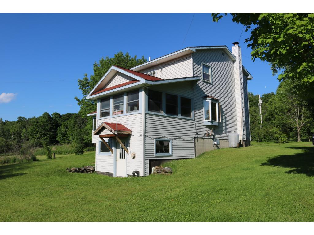 128 West St Road Fairfax, VT 05455 - Photo 6 of 31