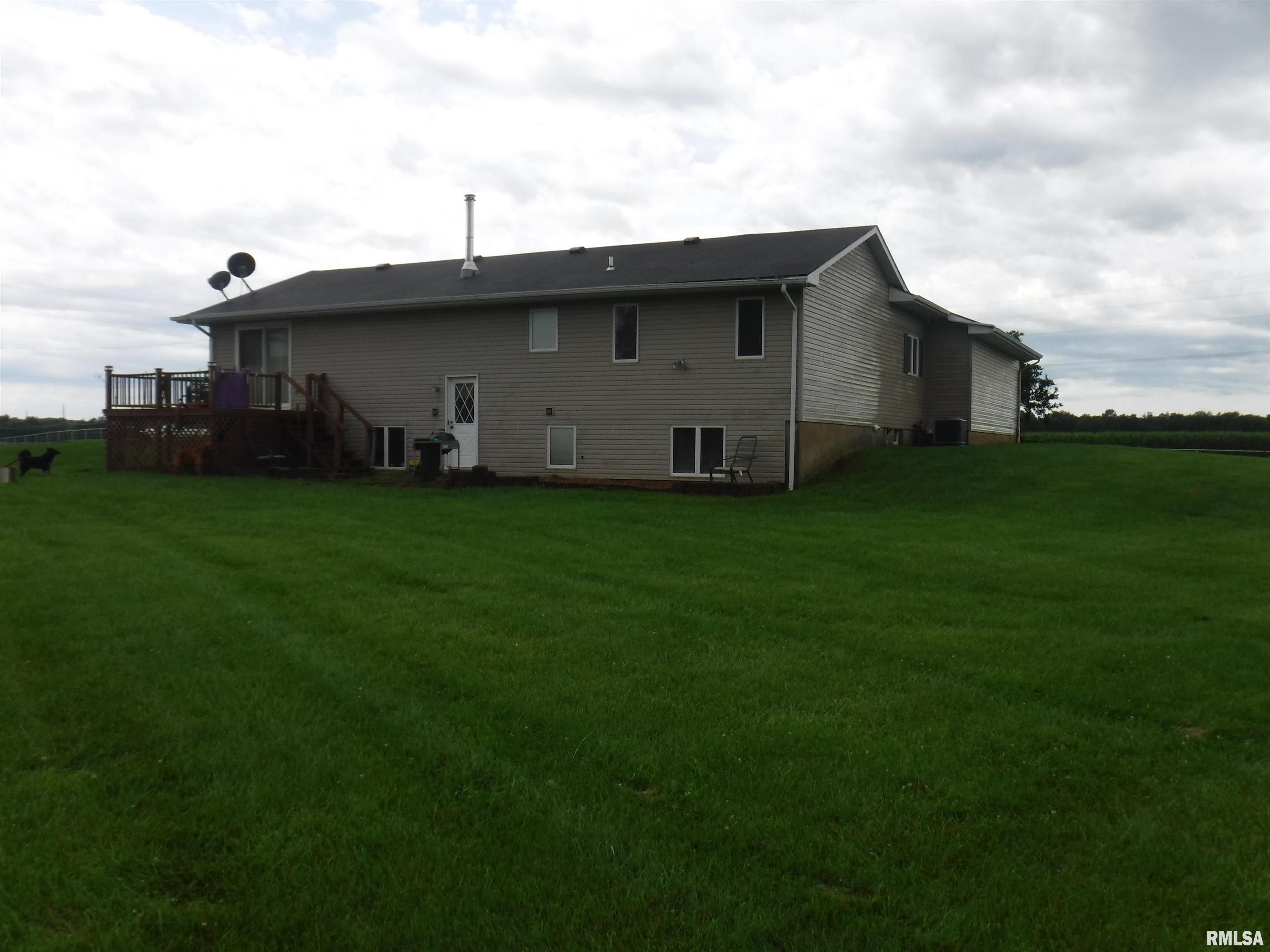 4716 Kinmundy Road Salem, IL 62881 - Photo 23 of 41