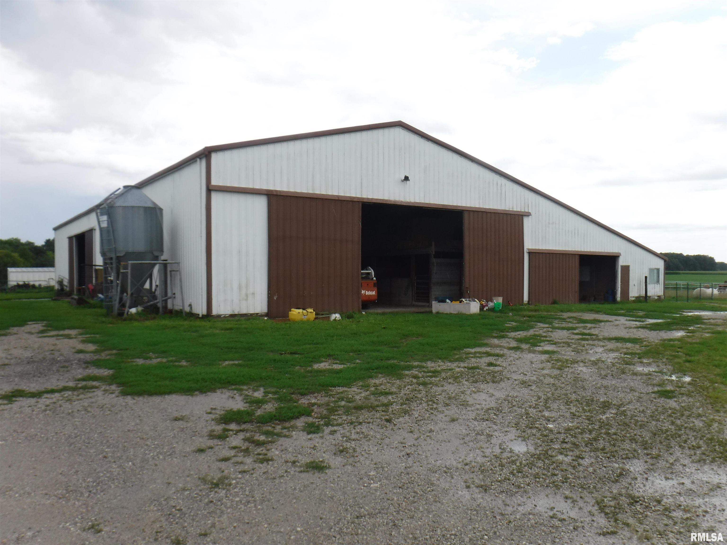 4716 Kinmundy Road Salem, IL 62881 - Photo 24 of 41