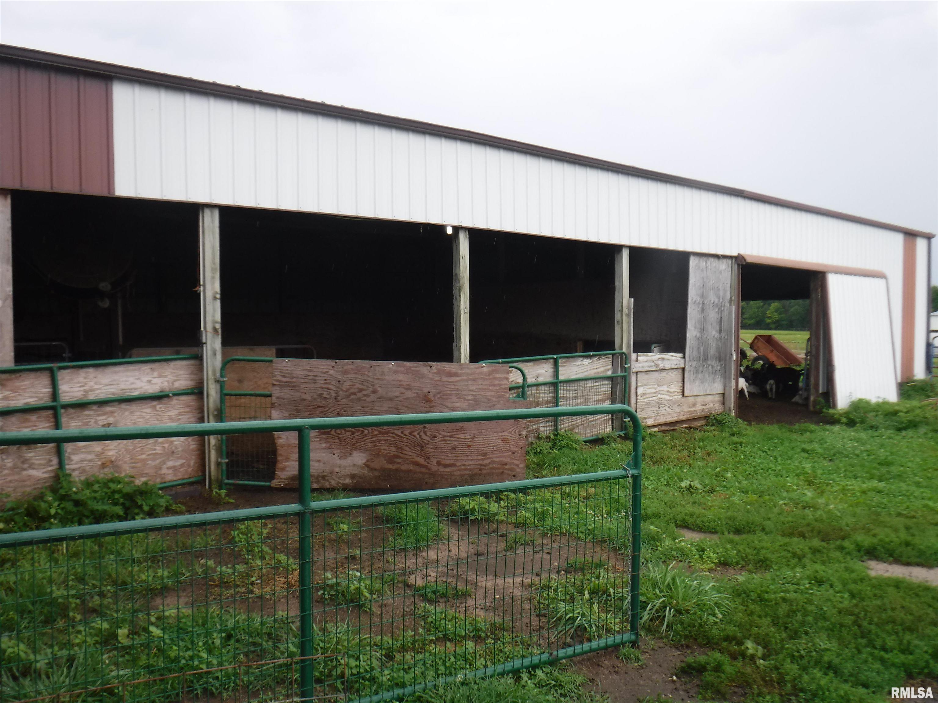 4716 Kinmundy Road Salem, IL 62881 - Photo 30 of 41