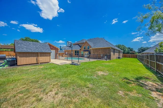 $790,900 | 1011 Anthony Circle, Grand Prairie, TX 75104