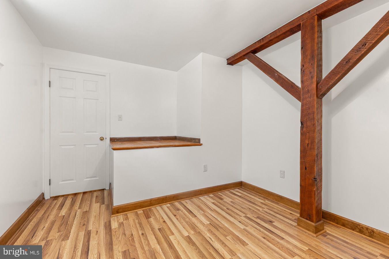 577 Old Farm Road Luray, VA 22835 - Photo 7 of 42 Gallery Image 7