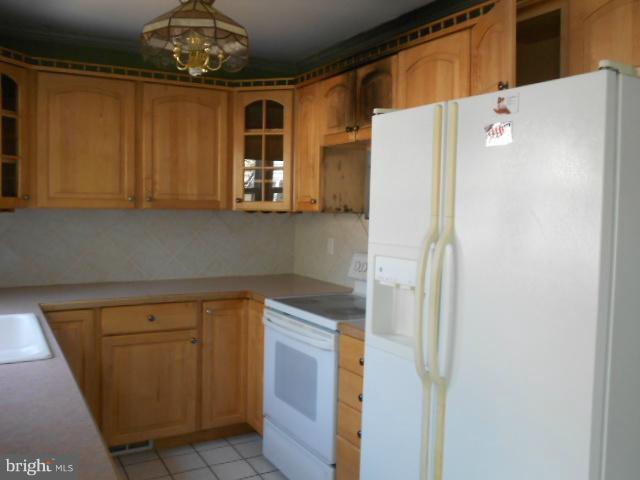 1617 Colonial Way Frederick, MD 21702 - Photo 15 of 22 Kitchen