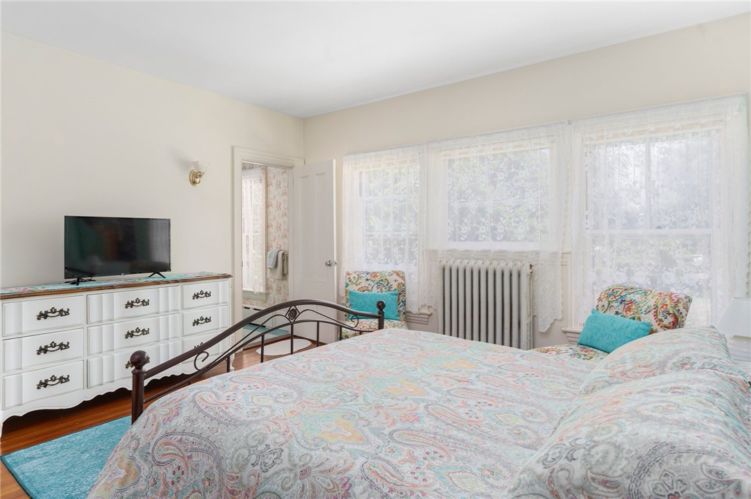 1148 Main Road Tiverton, RI 02878 - Photo 37 of 50