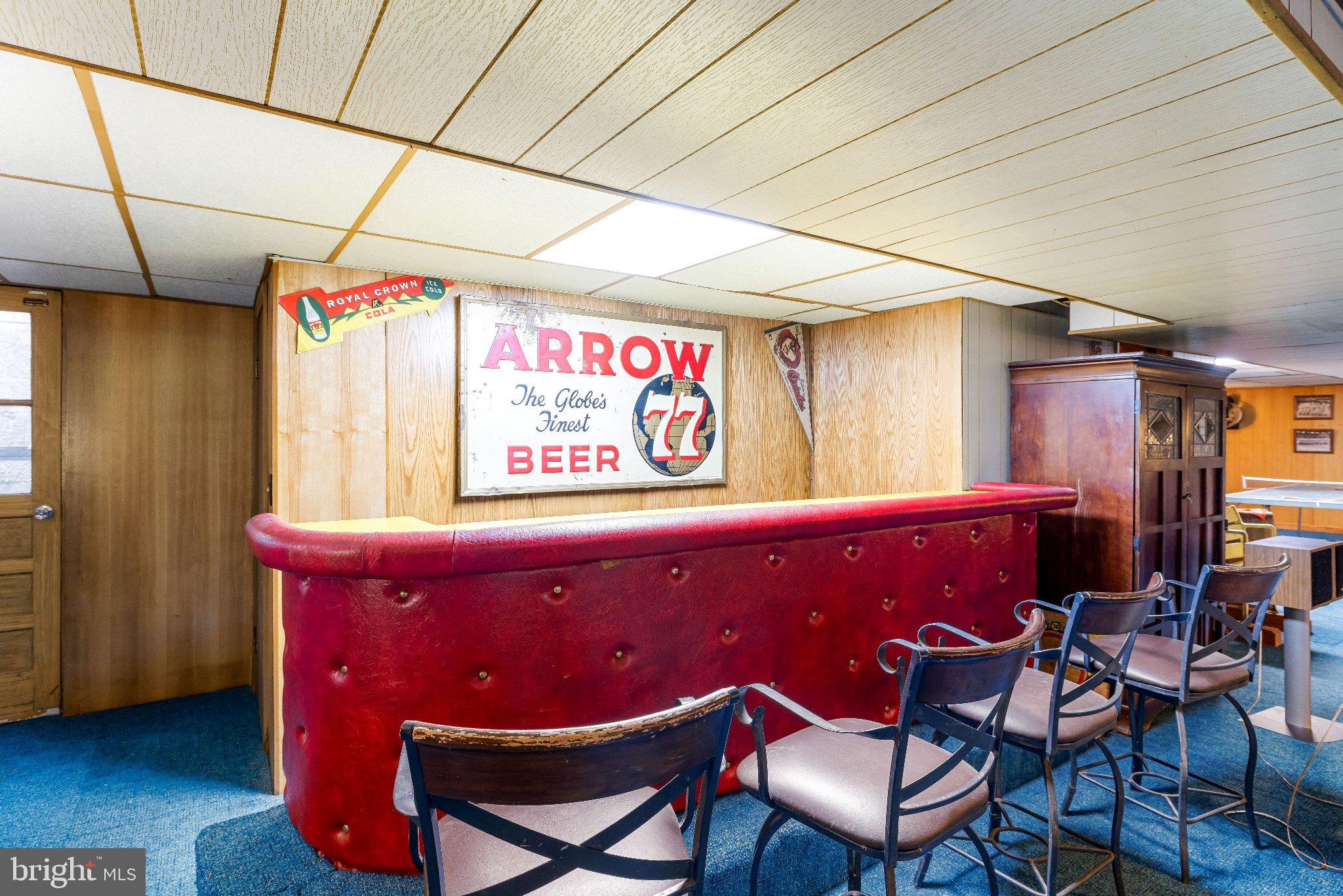 2114 Pot Spring Road Lutherville-Timonium, MD 21093 - Photo 38 of 49 Original bar
