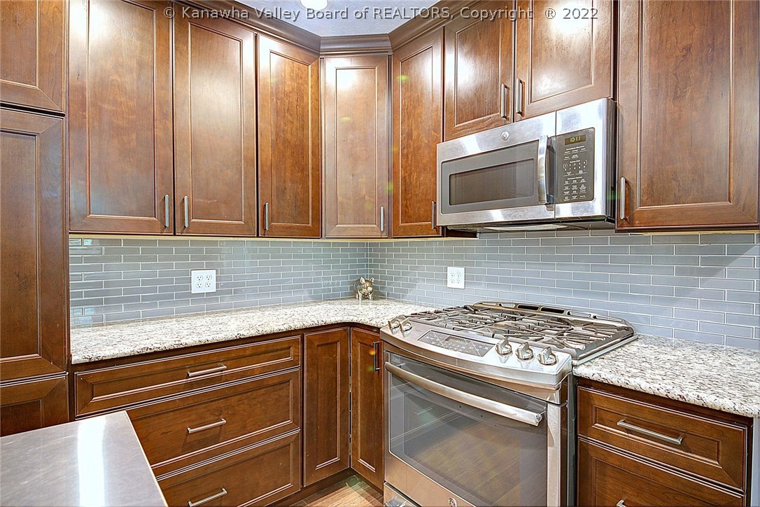 718 Narrow Branch Road Elkview, WV 25071 - Photo 12 of 30 Gallery Image 12