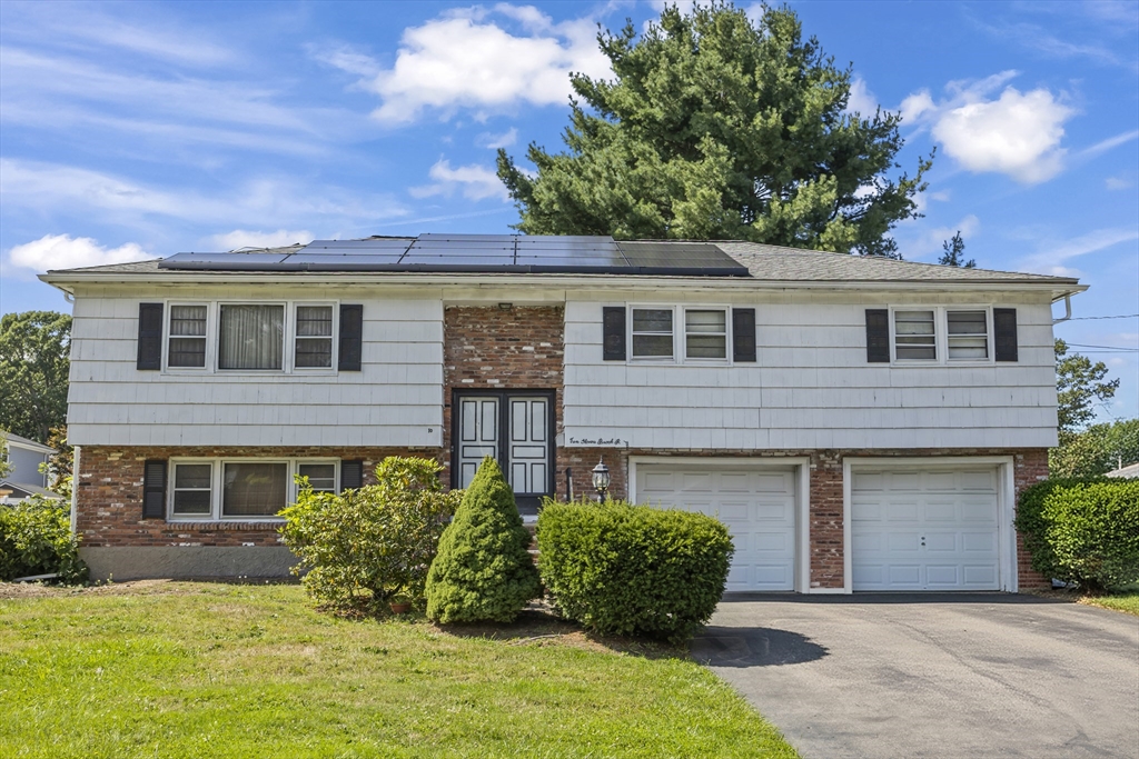 10 Gloversbrook Road Randolph, MA 02368 - Photo 1 of 16 Gallery Image 1
