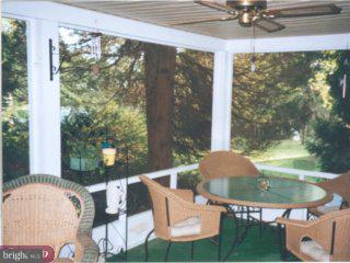 664 Paddock Road Havertown, PA 19083 - Photo 3 of 5