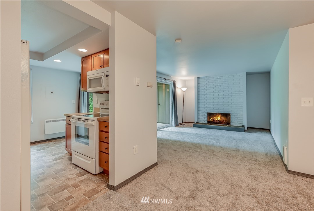 17522 151st Avenue Southeast, Unit 32 Renton, WA 98058 - Photo 8 of 23 Gallery Image 8