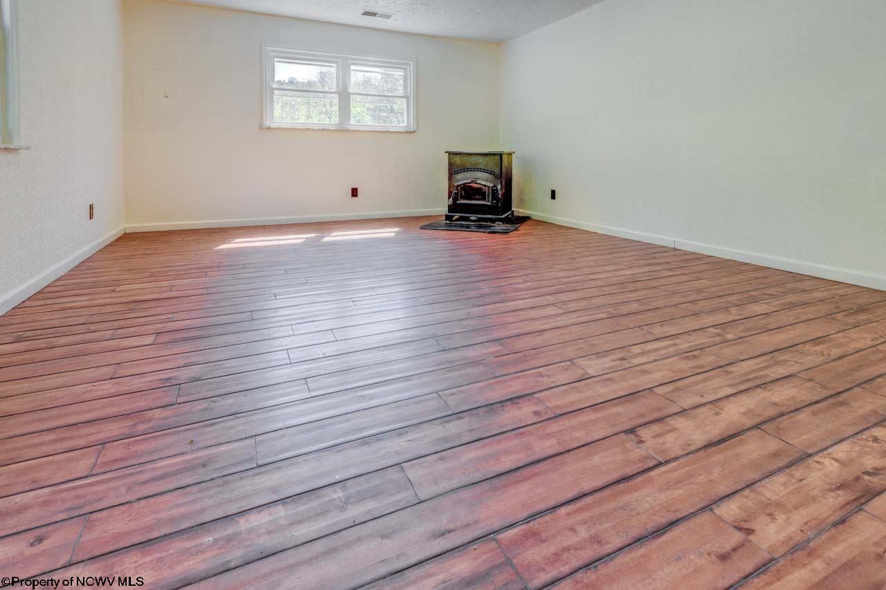 3258 Ridgedale Road Morgantown, WV 26508 - Photo 6 of 20 Gallery Image 6