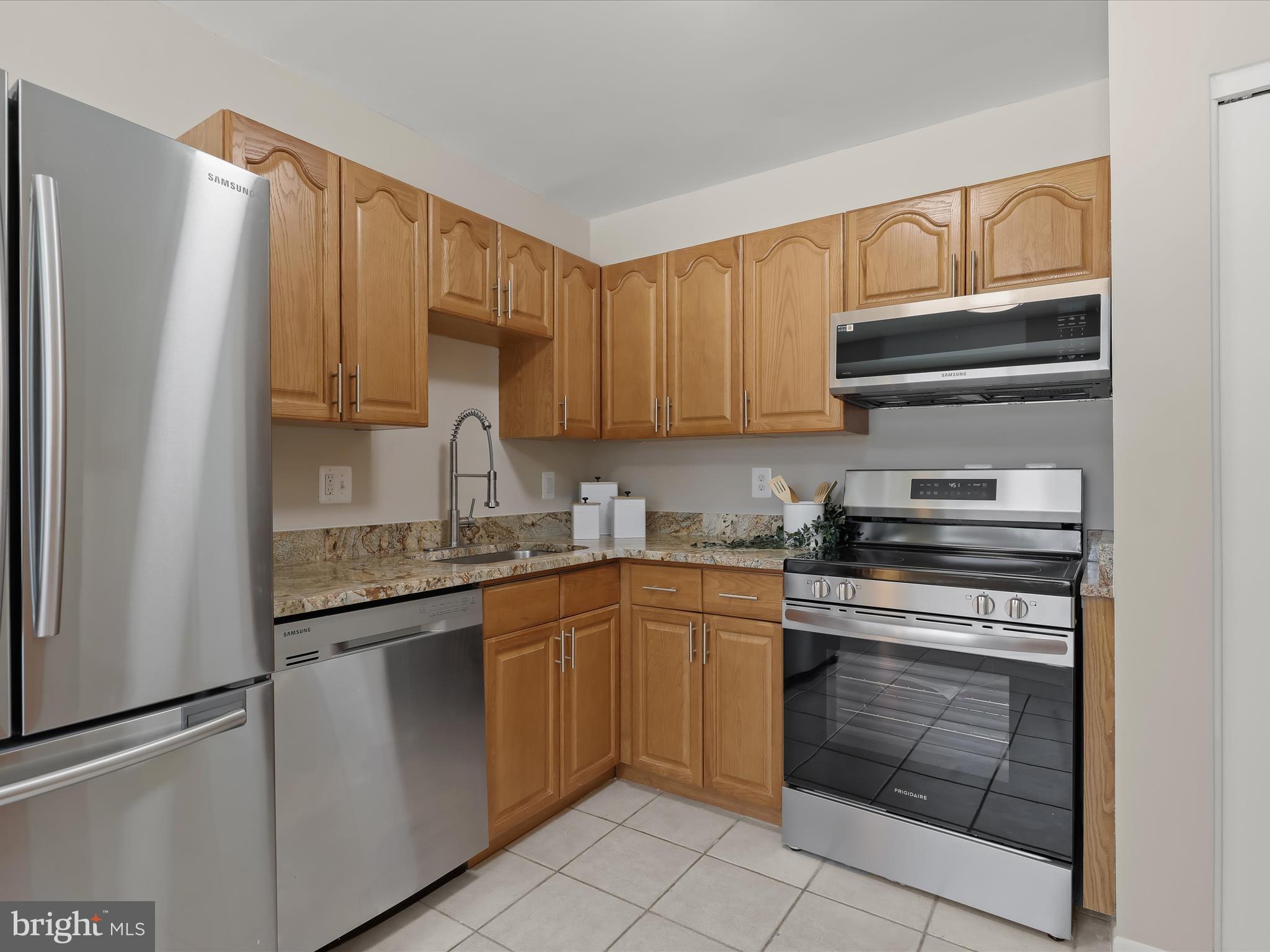 12912 Buccaneer Road Silver Spring, MD 20904 - Photo 14 of 52 Stainless Steel Appliances