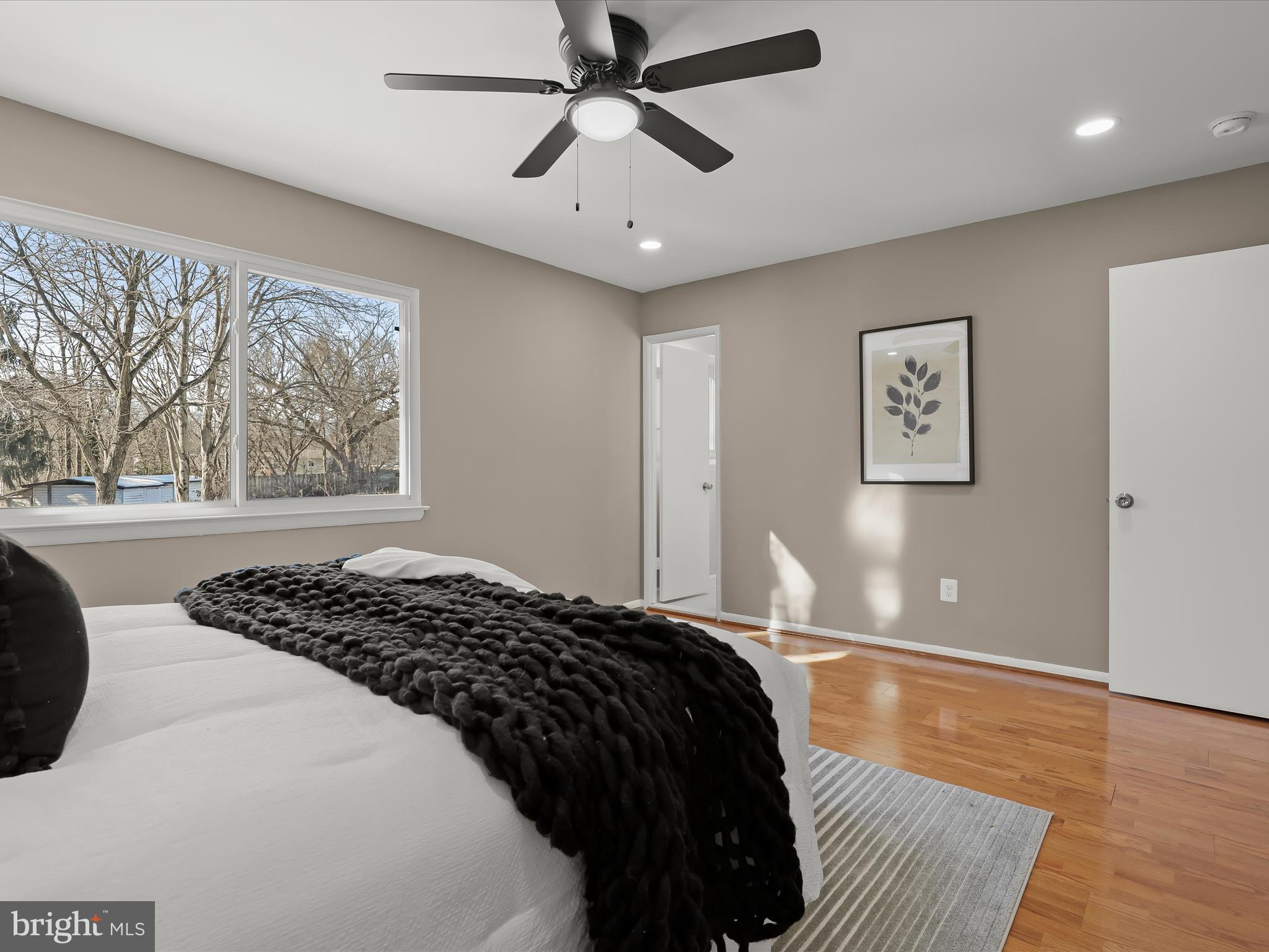 12912 Buccaneer Road Silver Spring, MD 20904 - Photo 24 of 52 Primary Bedroom - En-Suite Full Bath - Hardwood Fl