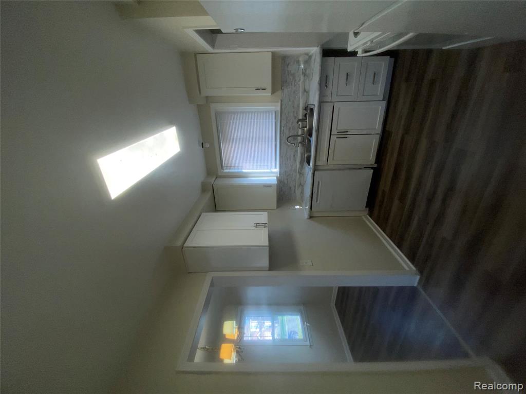16207 Biltmore Street Detroit, MI 48235 - Photo 5 of 13