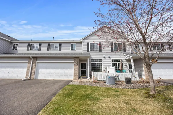$279,900 | 18017 69th Place North, Maple Grove, MN 55311