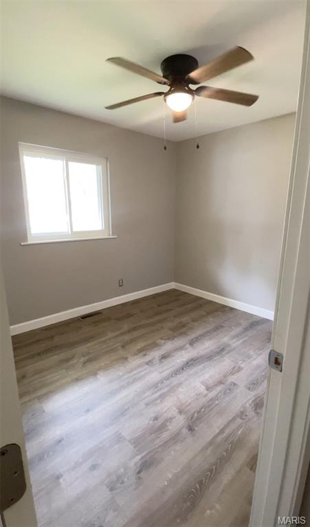 8922 Higginson Avenue Bel-Ridge, MO 63121 - Photo 17 of 32