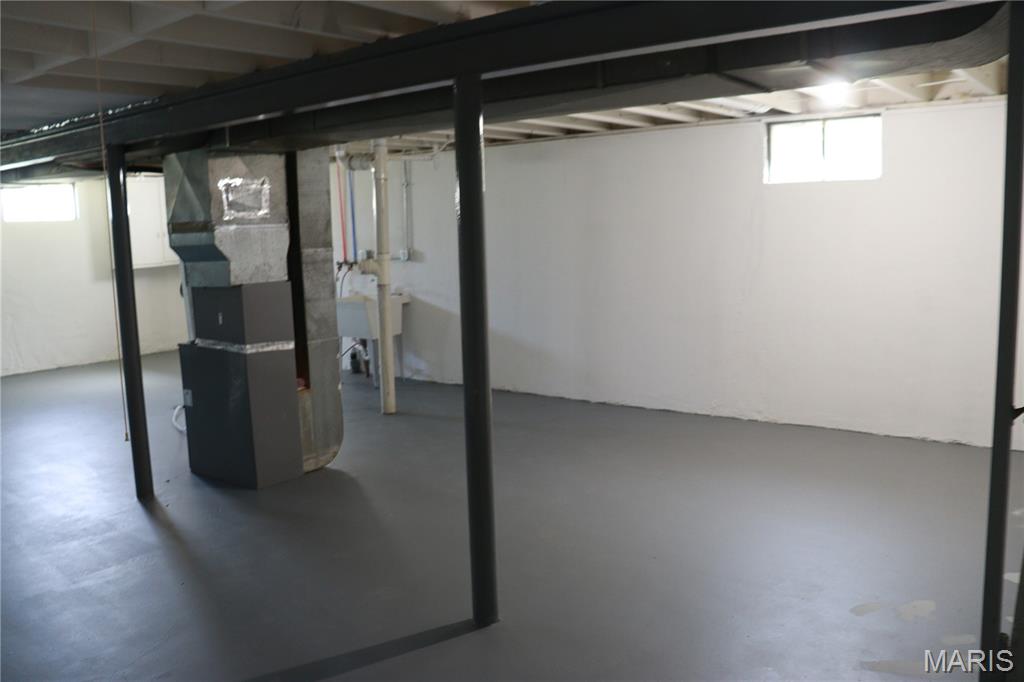 8922 Higginson Avenue Bel-Ridge, MO 63121 - Photo 27 of 32