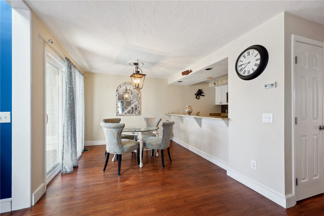 Open Dining Room / Kitchen Layout