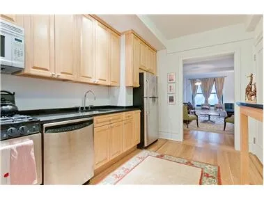 $4,800 | 7 Park Avenue, Unit 31 | Murray Hill
