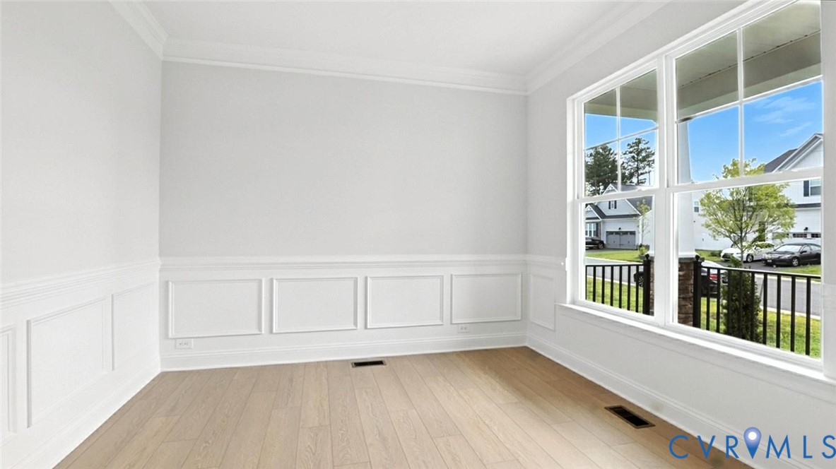 3164 Three Chopt Road Gum Spring, VA 23065 - Photo 6 of 13 a view of an empty room with a window