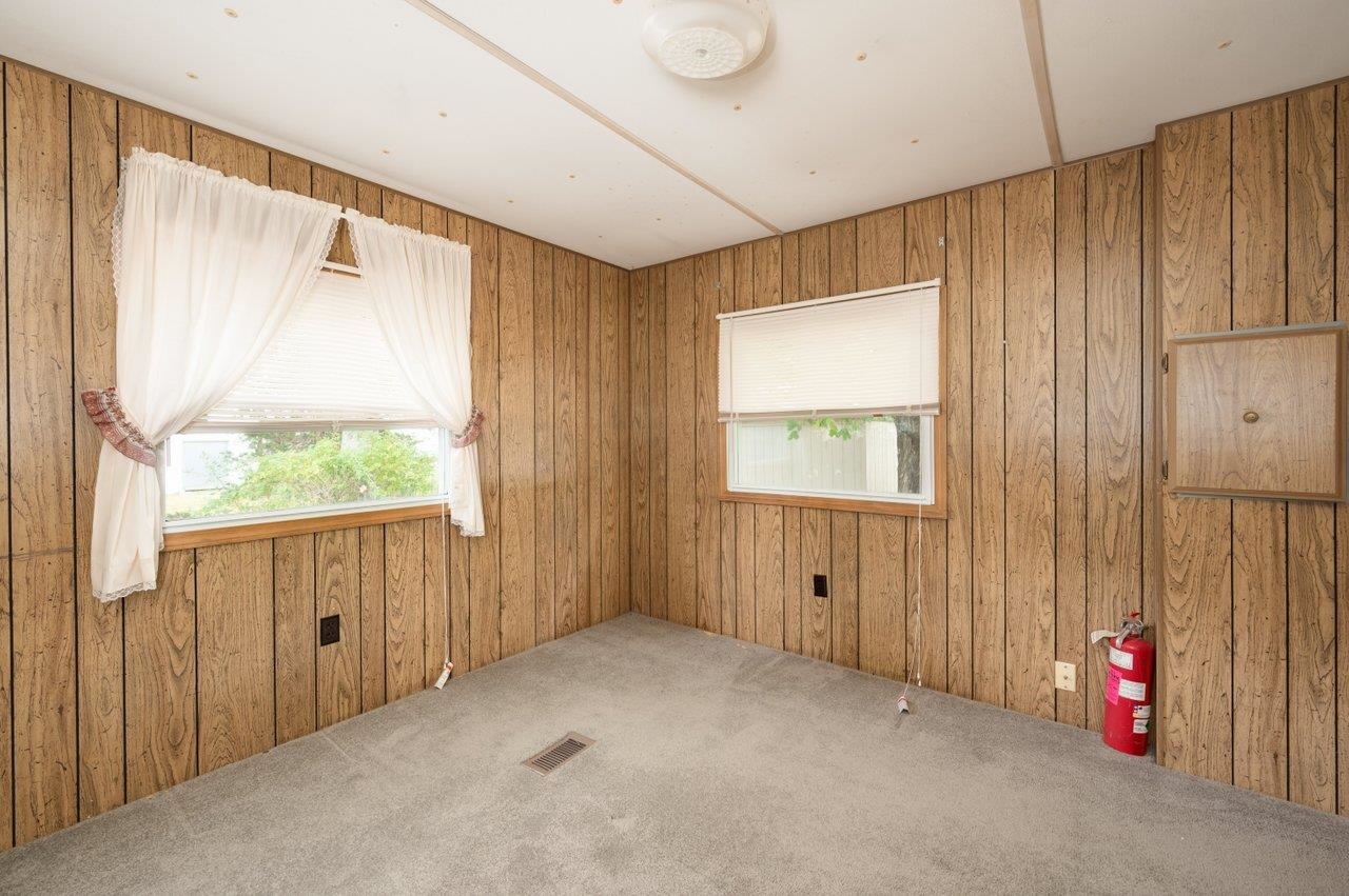 44 Hayes Park Exeter, NH 03833 - Photo 19 of 36 Gallery Image 19