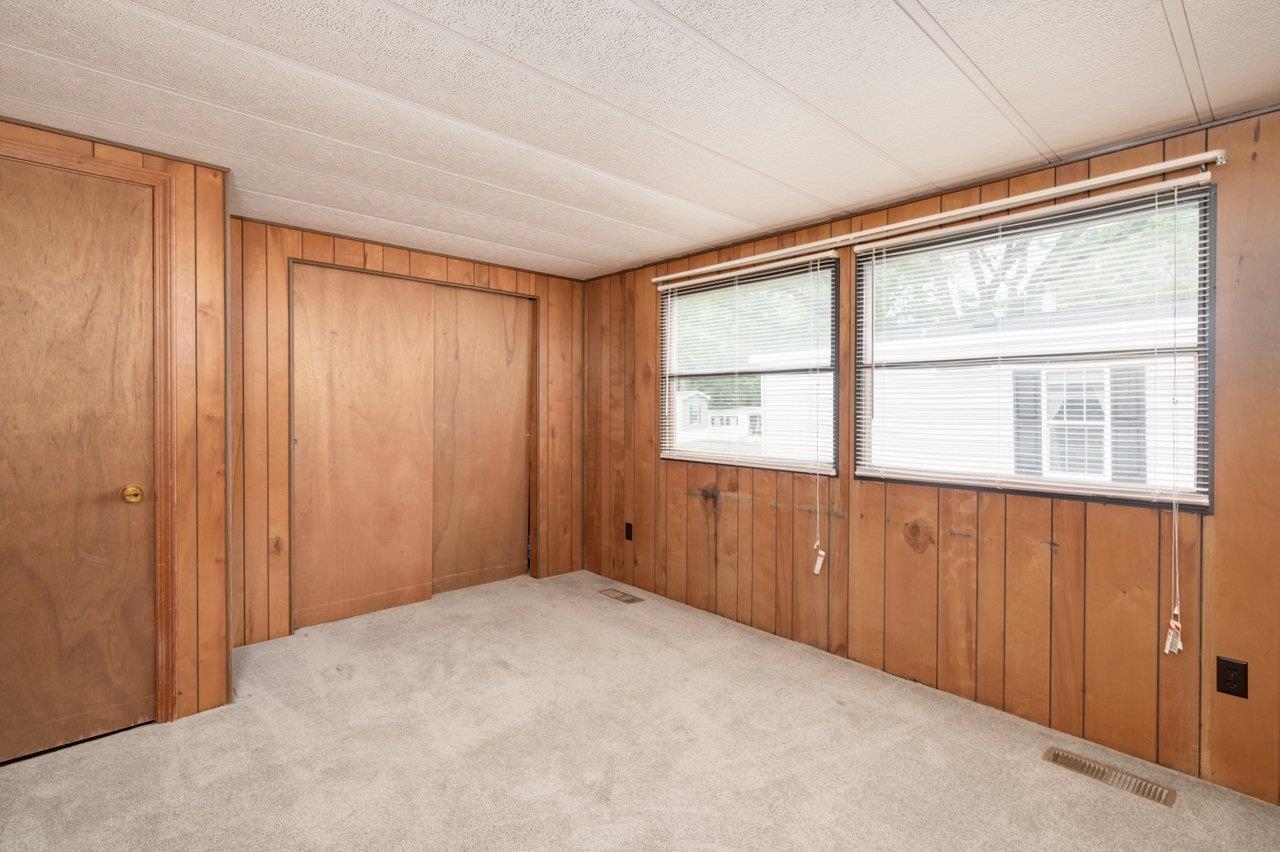 44 Hayes Park Exeter, NH 03833 - Photo 22 of 36 Gallery Image 22