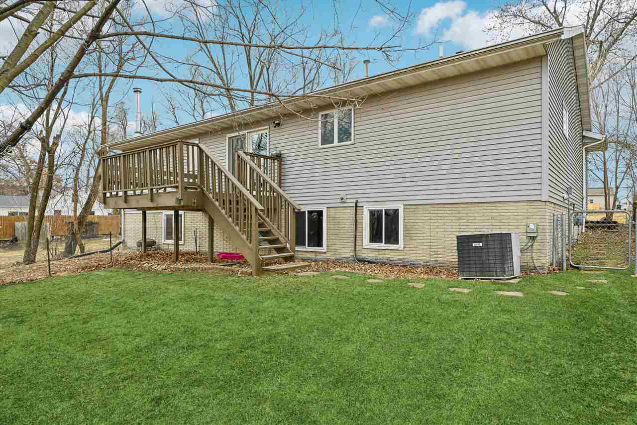 1209 39th Street Road Northwest Cedar Rapids, IA 52405 - Photo 28 of 31 Gallery Image 28