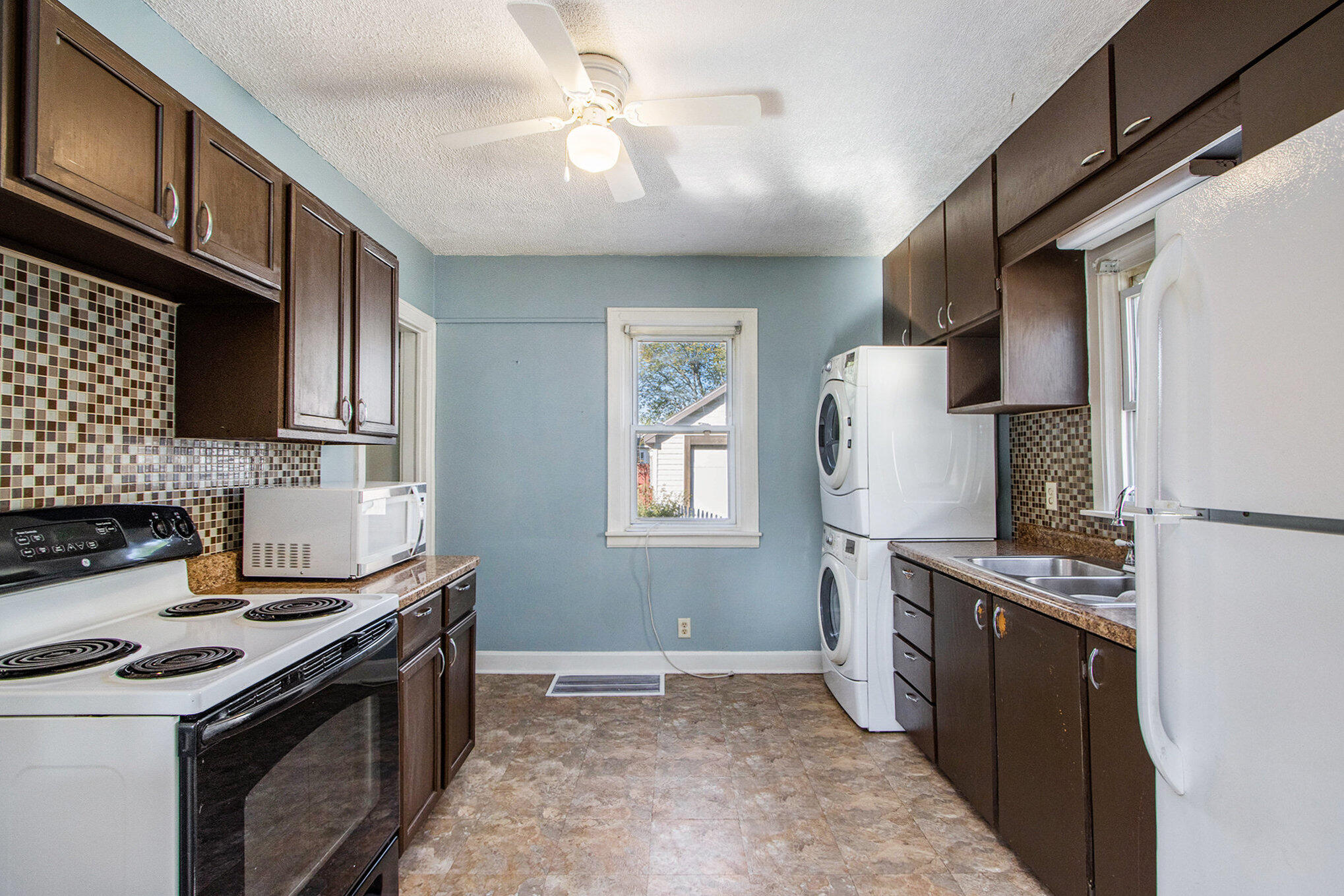 136 Jericho Road Battle Creek, MI 49014 - Photo 4 of 17 006_file_807