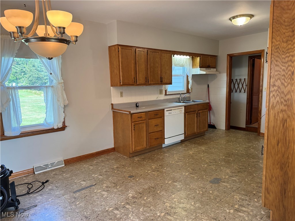 326 Annis Road Amherst, OH 44001 - Photo 17 of 47 Gallery Image 17