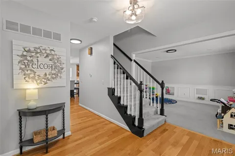 $495,000 | 996 San Sebastian Drive, Fenton, MO 63026