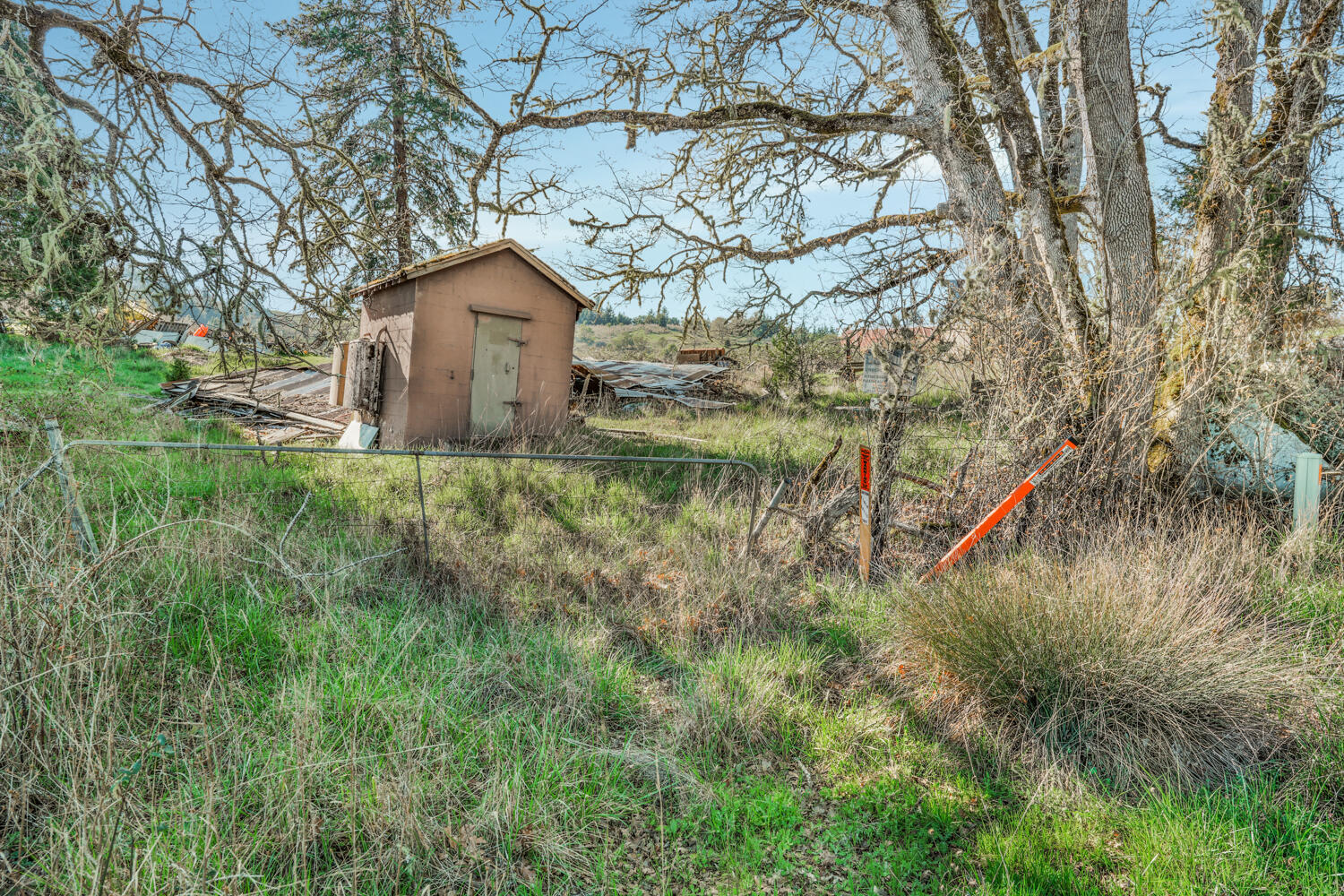 2268 Sunshine Road Roseburg, OR 97470 - Photo 29 of 34 DSC05270