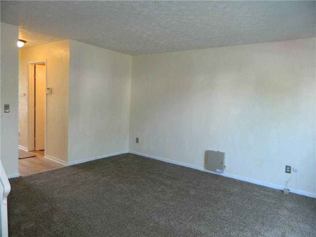 615 Villa Road, Unit F Springfield, OH 45503 - Photo 5 of 15 Gallery Image 5