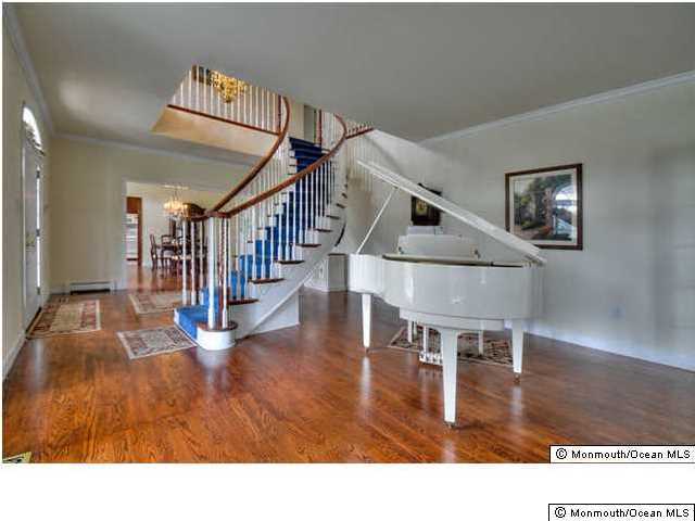 21 Muhlenbrink Road Colts Neck, NJ 07722 - Photo 5 of 21 Additional Photo