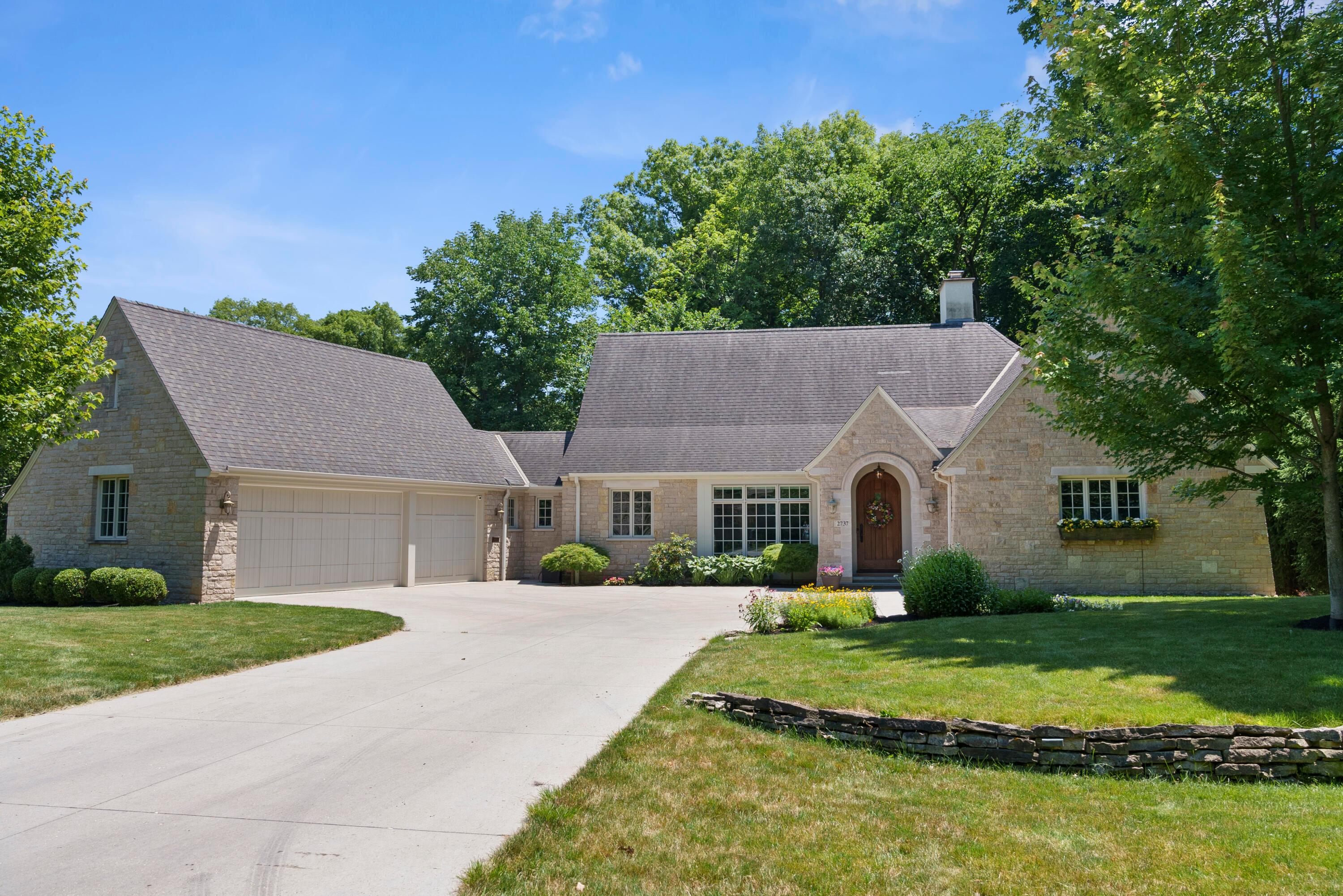 2737 Edington Road Columbus, OH 43221 - Photo 51 of 59 Exterior