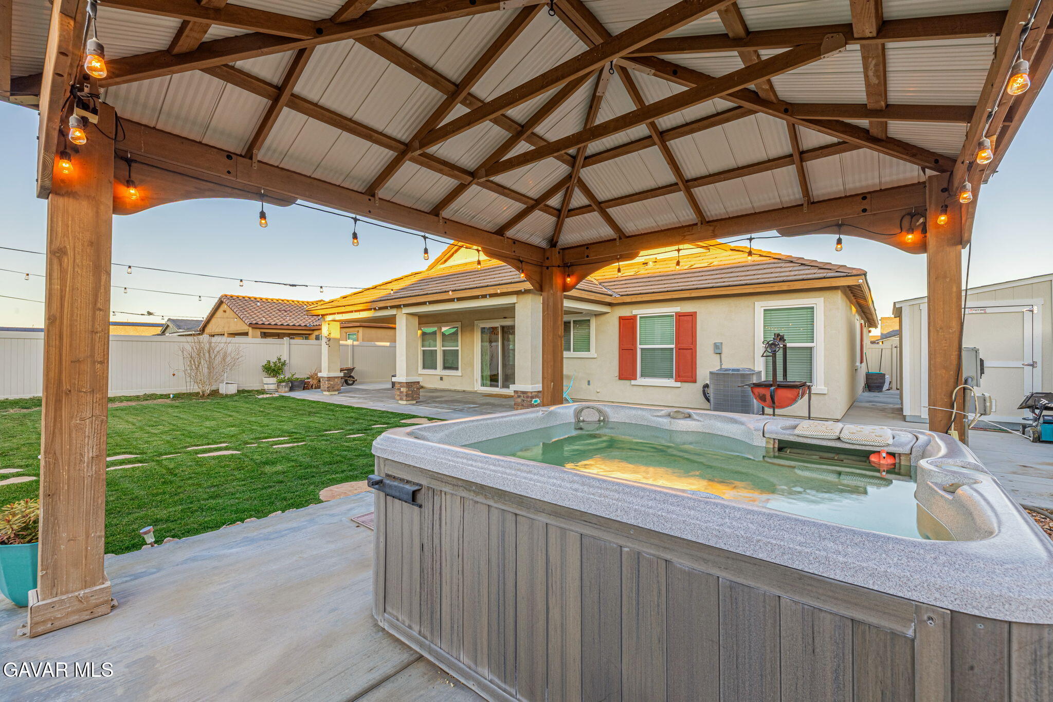 44451 63rd Street West Lancaster, CA 93536 - Photo 16 of 20 44451 Spa pergola